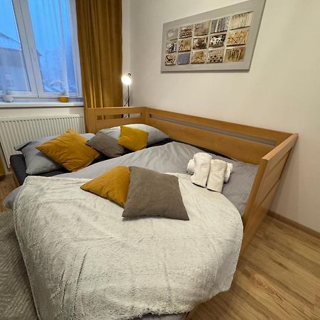 Apartman 4 - Rezidence K Lanovce ヤーヒモフ エクステリア 写真