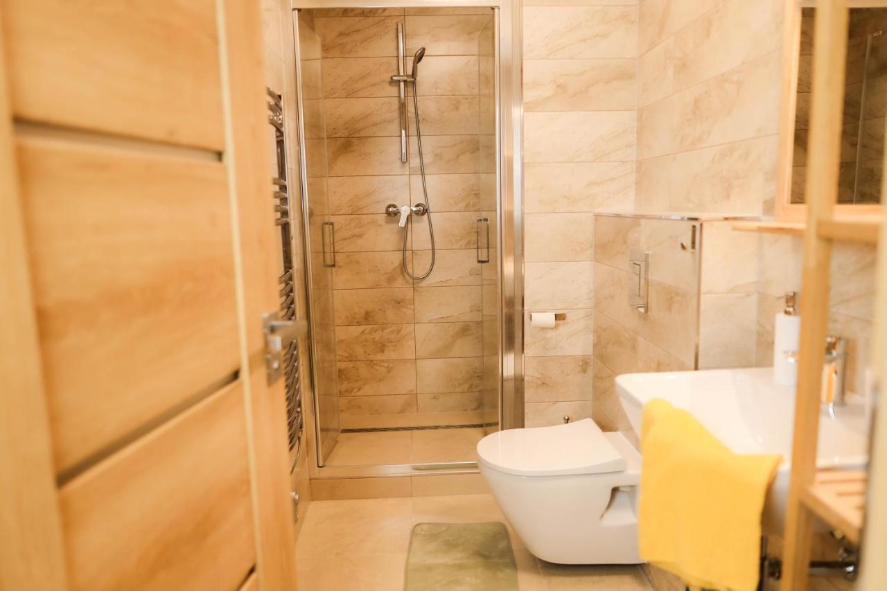 Apartman 4 - Rezidence K Lanovce ヤーヒモフ エクステリア 写真