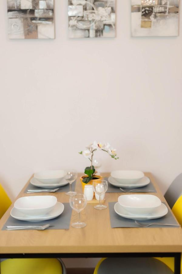 Apartman 4 - Rezidence K Lanovce ヤーヒモフ エクステリア 写真